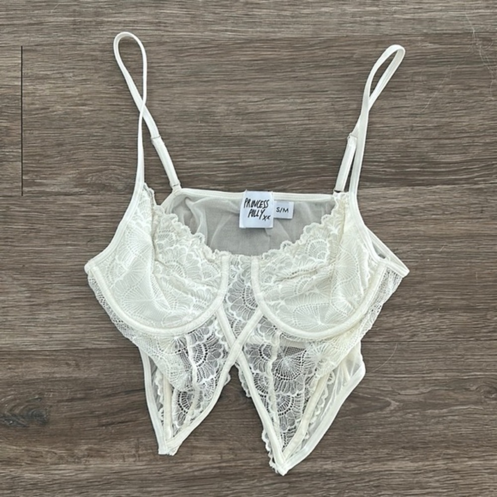 White Lace crop top